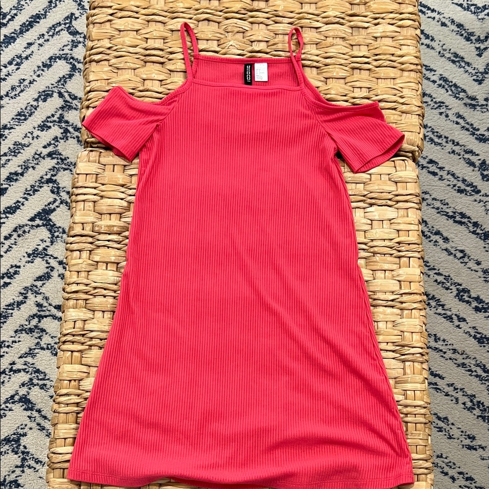 NWT Cold Shoulder Coral dress